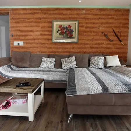 Klan Klara House Appartement Portorož Buitenkant foto