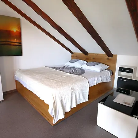 Klan Klara House Appartement Portorož Buitenkant foto